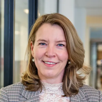 Rosalie van Dijk-Houben (CFO)